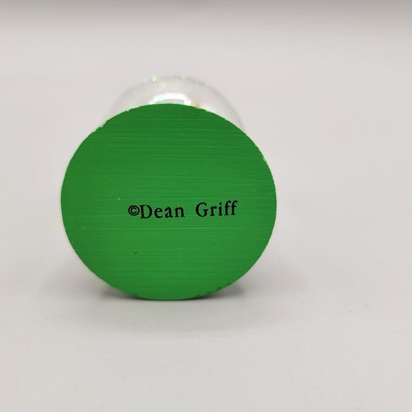 Charming Tails Snow Globe Glitter Green Figurine Snowboarding Mouse - Picture 9 of 9